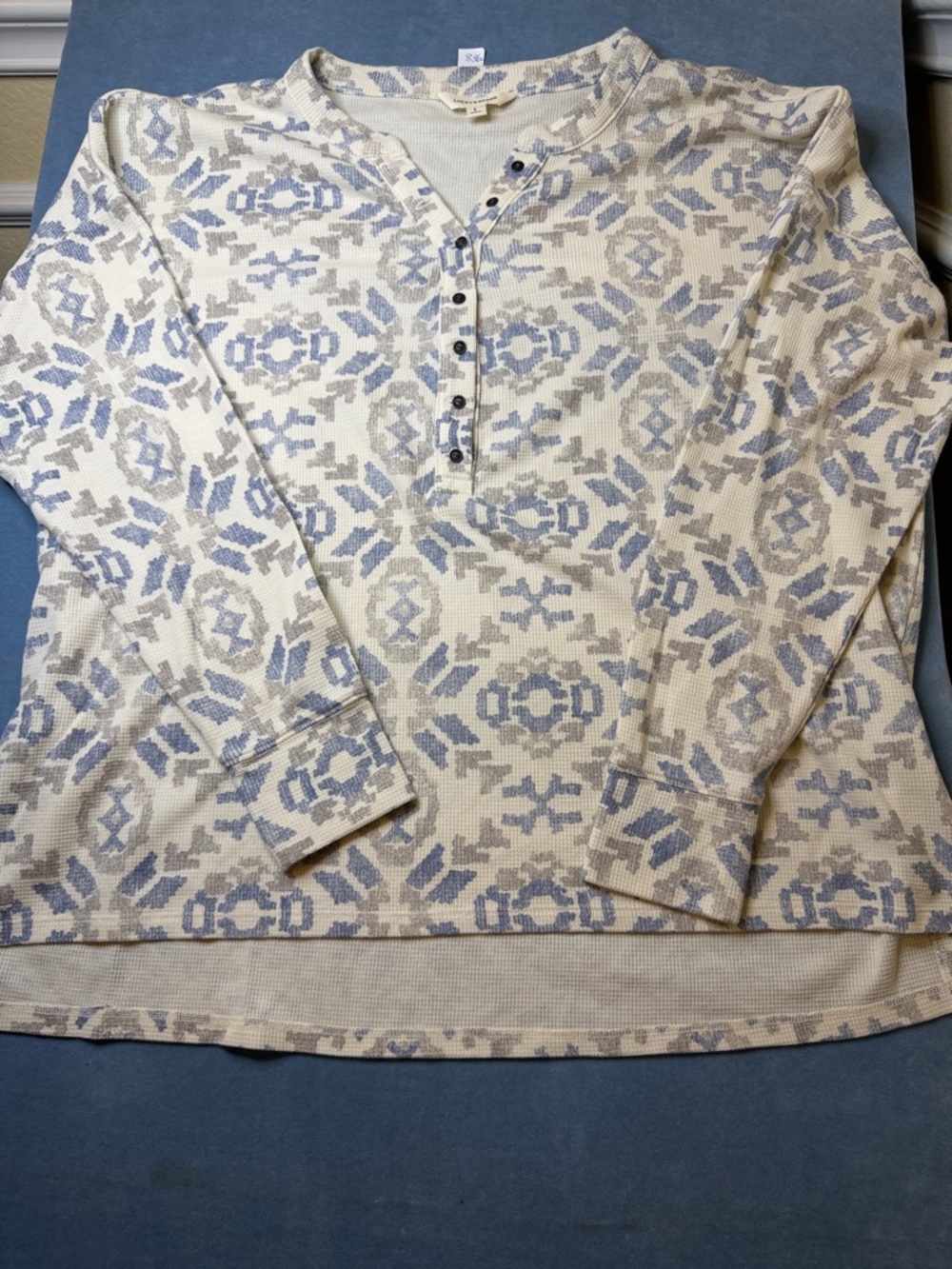 Lucky Brand Cream Thermal Henley with Light Blue and Gray Geometric Print